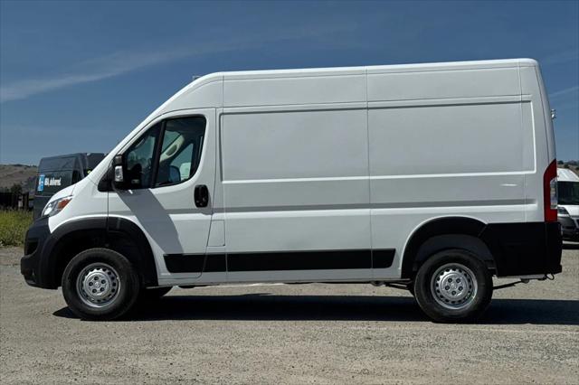 2026 Ram ProMaster 2500 Cargo Van Tradesman High Roof 136" WB w/Pass Seat