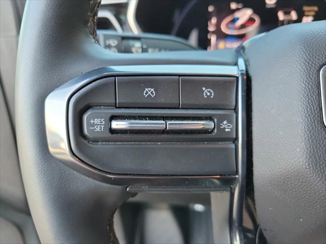 2023 GMC Canyon 4WD Crew Cab Short Box AT4