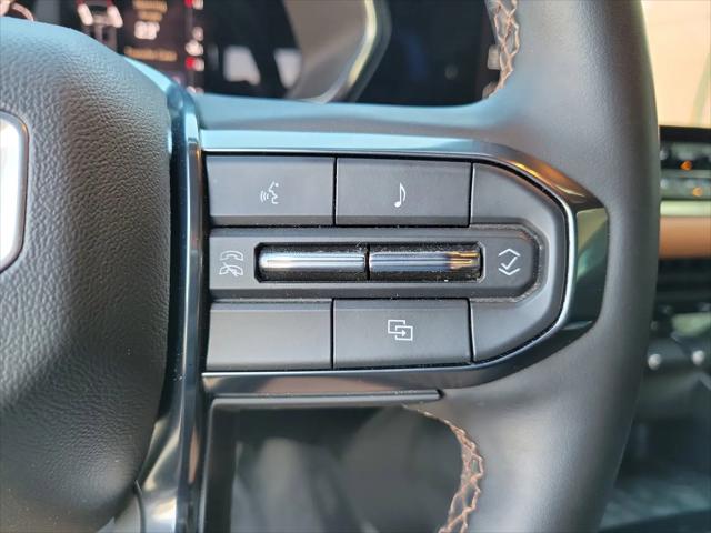 2023 GMC Canyon 4WD Crew Cab Short Box AT4