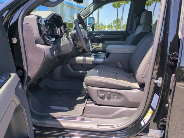 2026 Chevrolet Silverado 2500HD Crew Cab, Standard Bed, XR2, 4WD