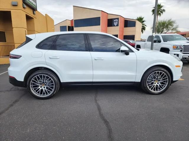 2022 Porsche Cayenne Platinum Edition