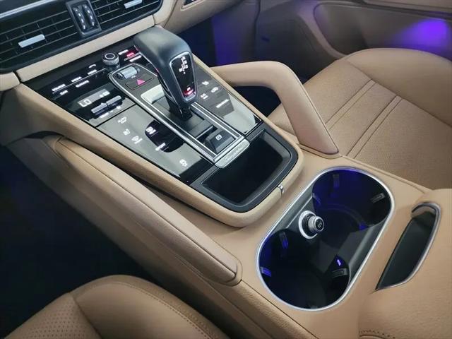 2022 Porsche Cayenne Platinum Edition