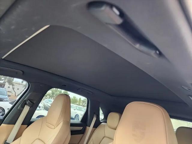 2022 Porsche Cayenne Platinum Edition