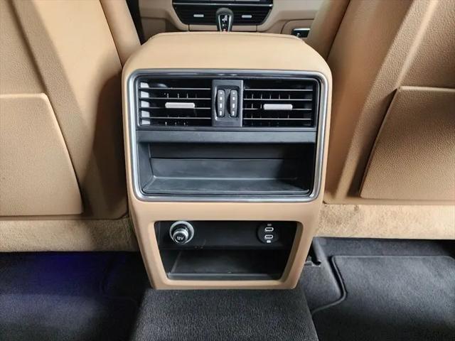 2022 Porsche Cayenne Platinum Edition