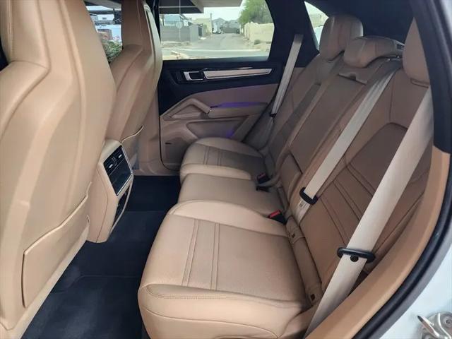2022 Porsche Cayenne Platinum Edition