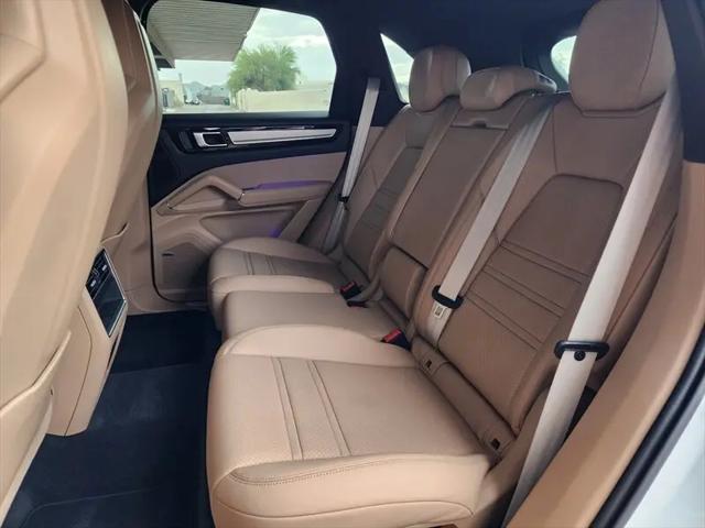 2022 Porsche Cayenne Platinum Edition
