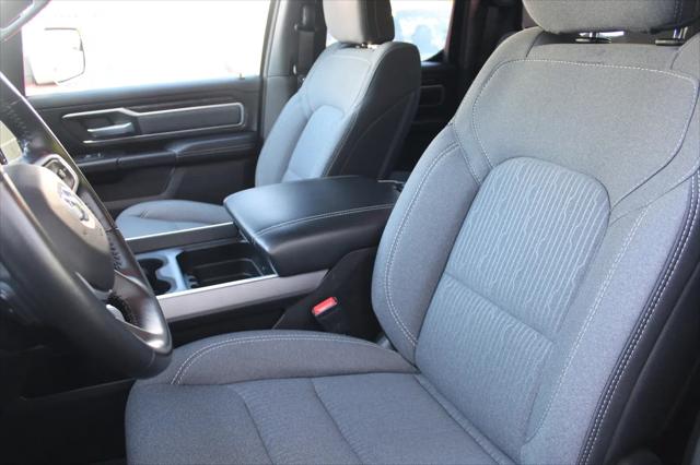 2022 Ram 1500 Big Horn Quad Cab 4x4 6'4" Box