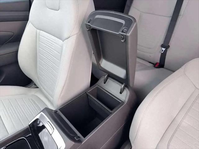 2026 Hyundai Santa Cruz SE