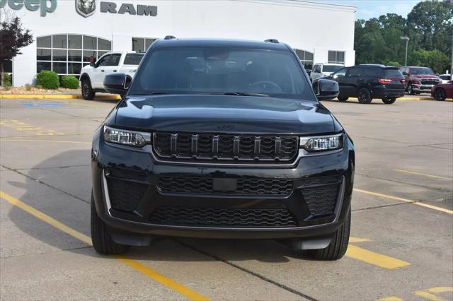 2026 Jeep Grand Cherokee L Altitude 4x4