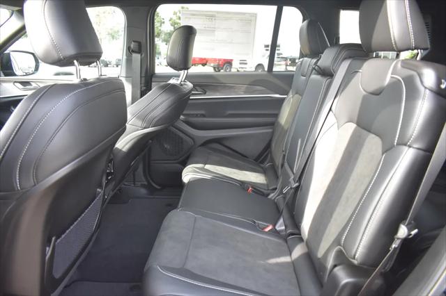 2026 Jeep Grand Cherokee L Altitude 4x4