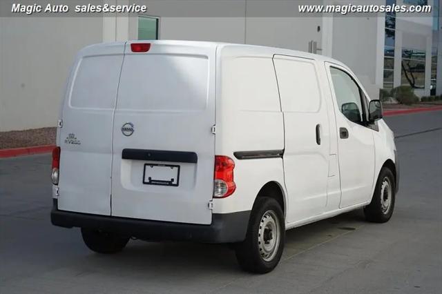 2017 Nissan NV200 S