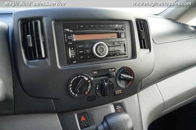 2017 Nissan NV200 S