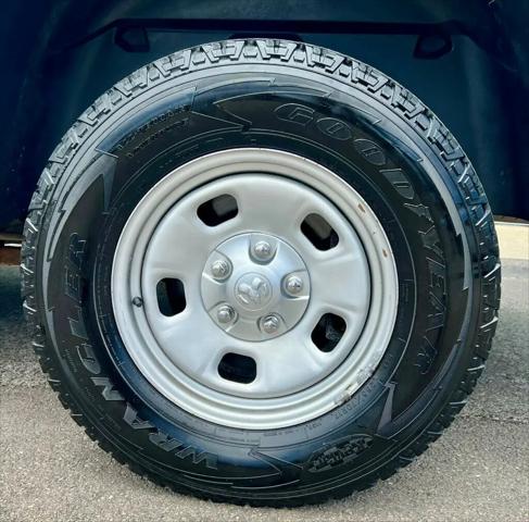 2019 Ram 1500 Classic Tradesman Regular Cab 4x4 8' Box