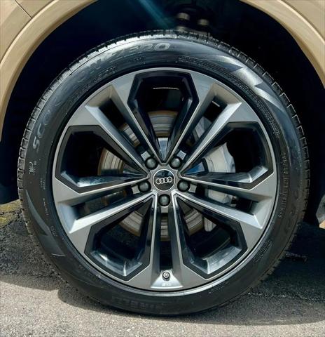 2025 Audi Q7 Premium Plus 55 TFSI quattro Tiptronic