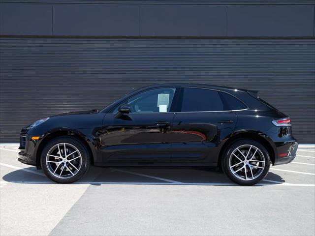 2025 Porsche Macan Macan