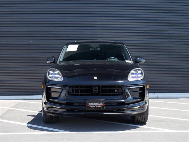 2025 Porsche Macan Macan