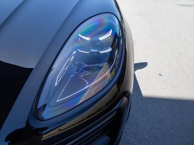 2025 Porsche Macan Macan