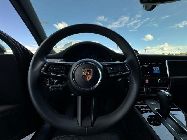2025 Porsche Macan Macan