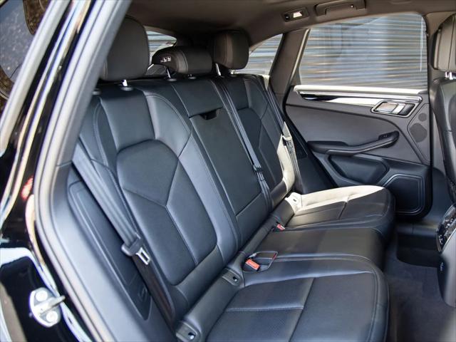 2025 Porsche Macan Macan