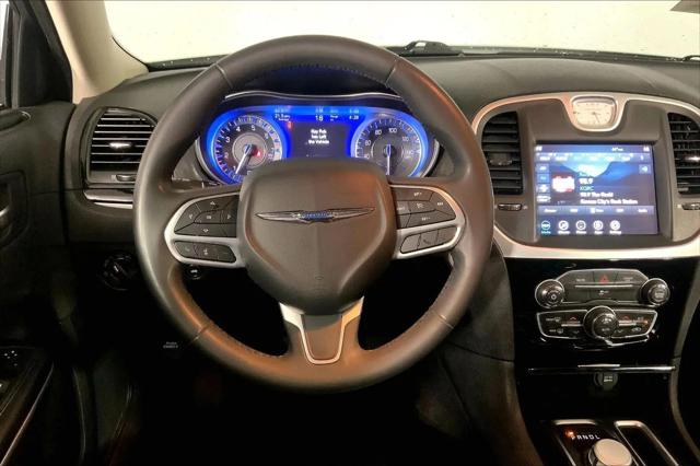 2023 Chrysler 300 Touring