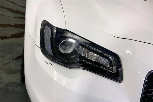 2023 Chrysler 300 Touring