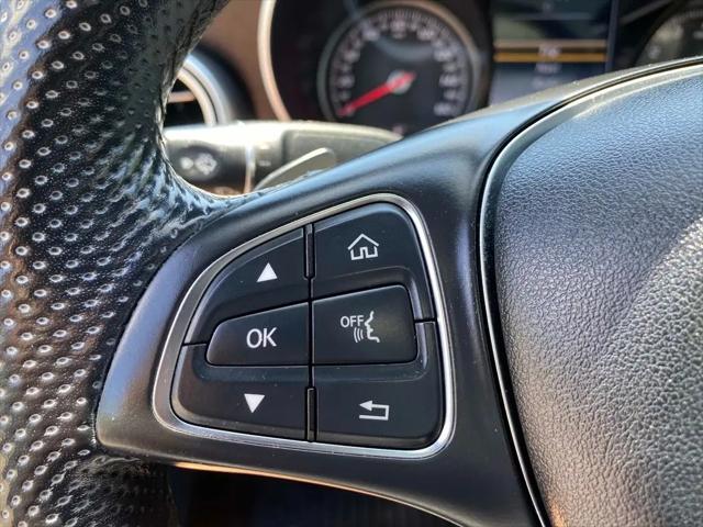 2017 Mercedes-Benz C-CLASS C 300 Luxury 4MATIC