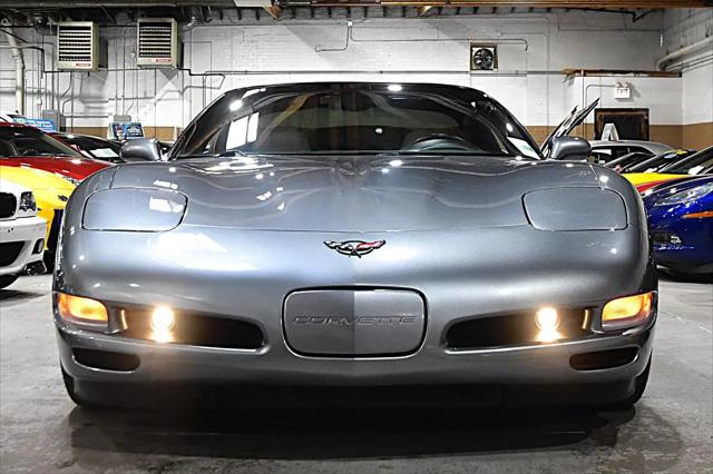 2004 Chevrolet Corvette Base