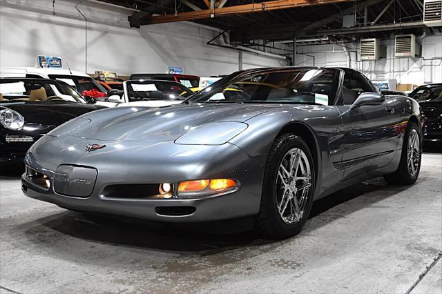 2004 Chevrolet Corvette Base
