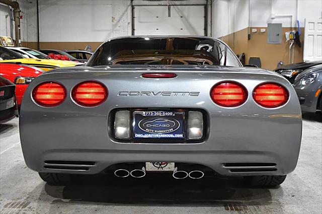 2004 Chevrolet Corvette Base
