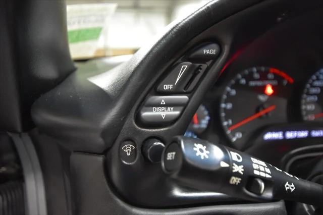 2004 Chevrolet Corvette Base