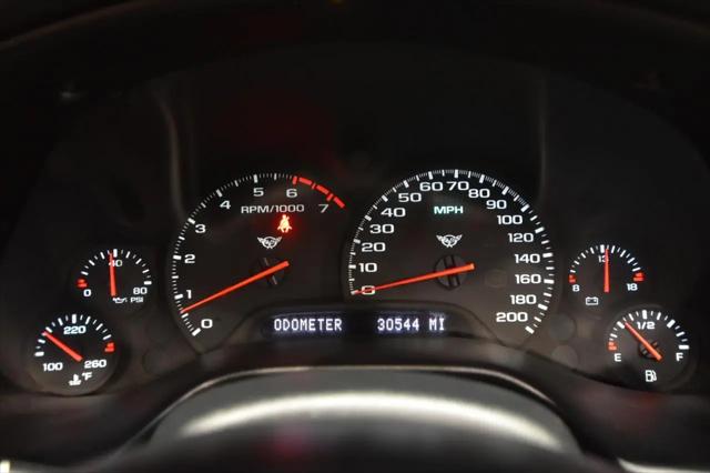 2004 Chevrolet Corvette Base