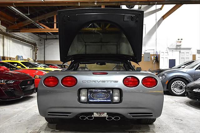 2004 Chevrolet Corvette Base