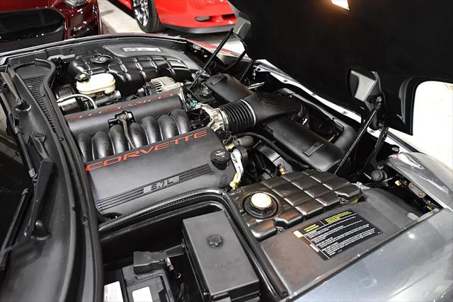 2004 Chevrolet Corvette Base