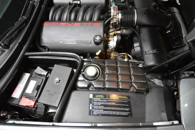 2004 Chevrolet Corvette Base