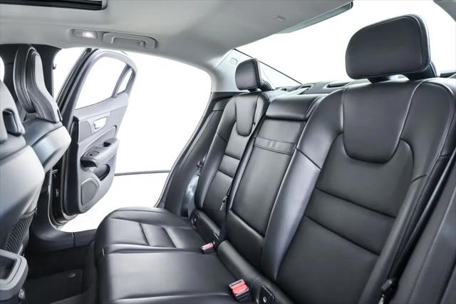 2025 Volvo S60 B5 Core