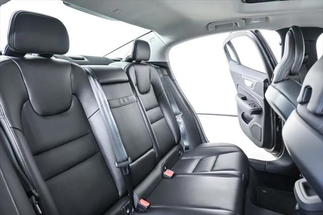 2025 Volvo S60 B5 Core