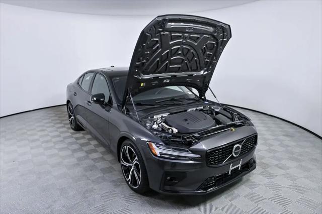 2025 Volvo S60 B5 Core