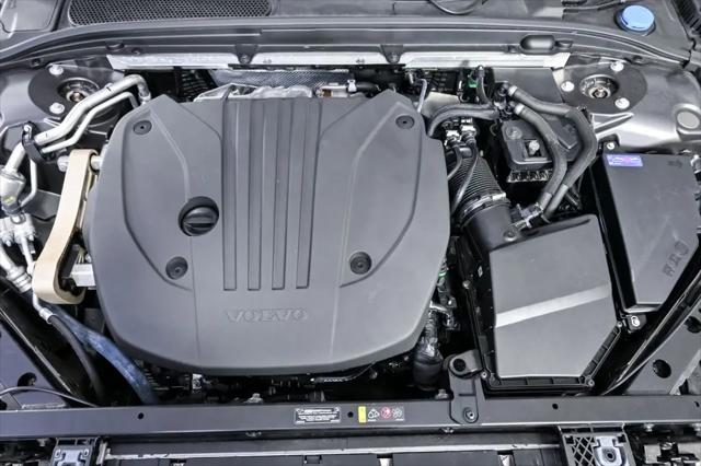 2025 Volvo S60 B5 Core