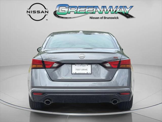 2024 Nissan Altima SR FWD