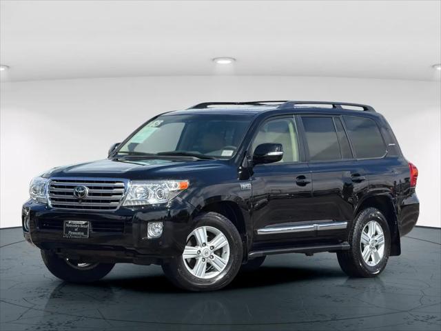 2013 Toyota Land Cruiser V8