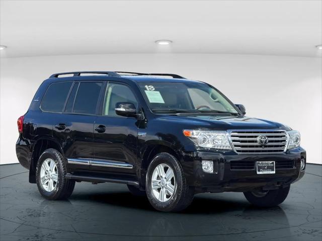 2013 Toyota Land Cruiser V8