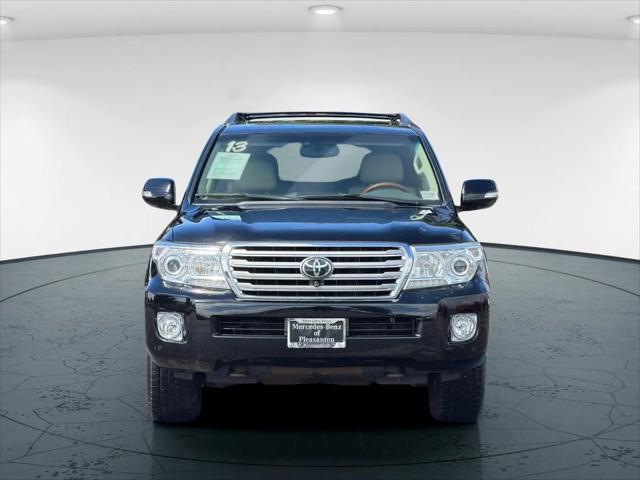 2013 Toyota Land Cruiser V8