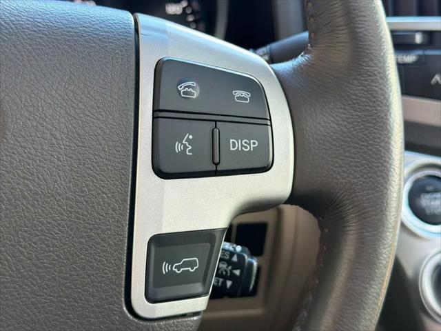 2013 Toyota Land Cruiser V8