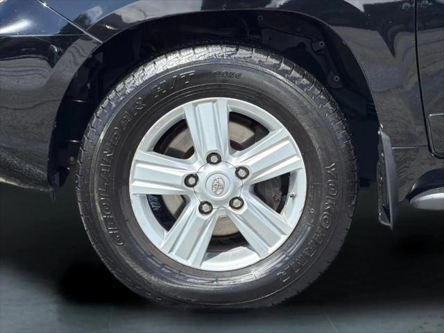 2013 Toyota Land Cruiser V8