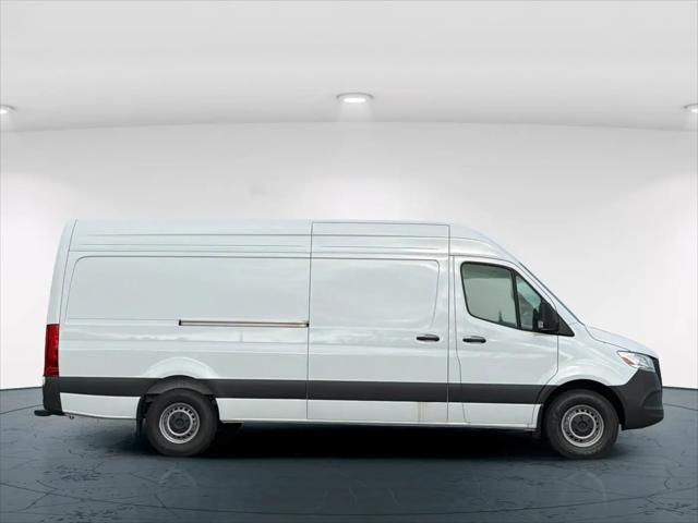 2026 Mercedes-Benz Sprinter 2500 High Roof 4-Cyl Diesel