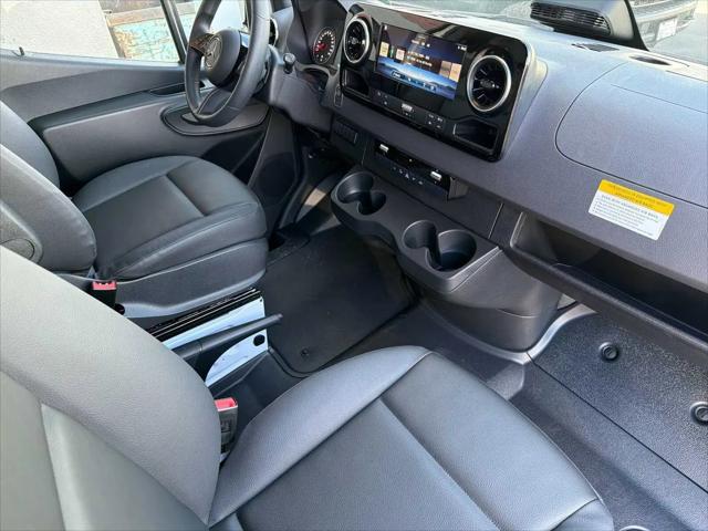 2026 Mercedes-Benz Sprinter 2500 High Roof 4-Cyl Diesel