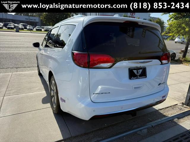 2018 Chrysler Pacifica Hybrid Limited