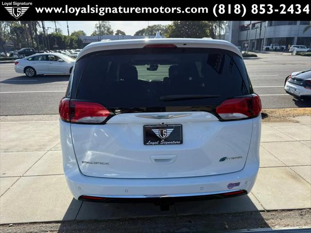 2018 Chrysler Pacifica Hybrid Limited