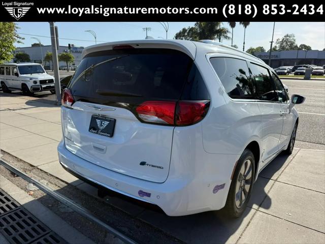 2018 Chrysler Pacifica Hybrid Limited