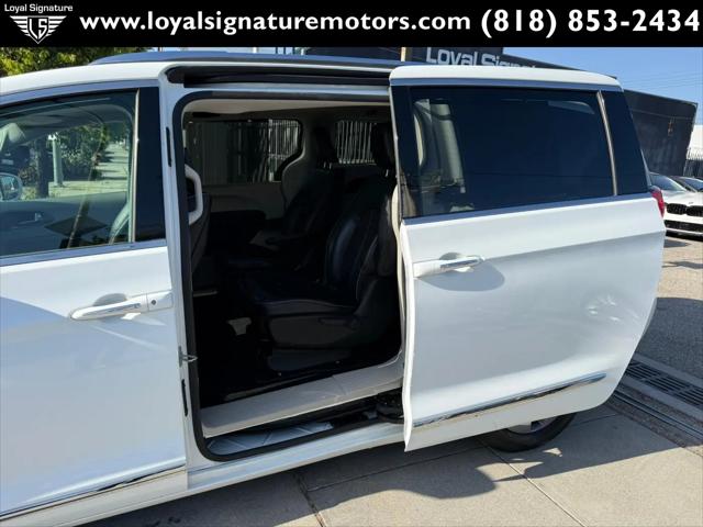 2018 Chrysler Pacifica Hybrid Limited